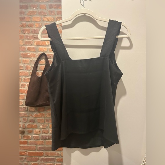 New with tags Banana Republic black tank - Picture 4 of 4